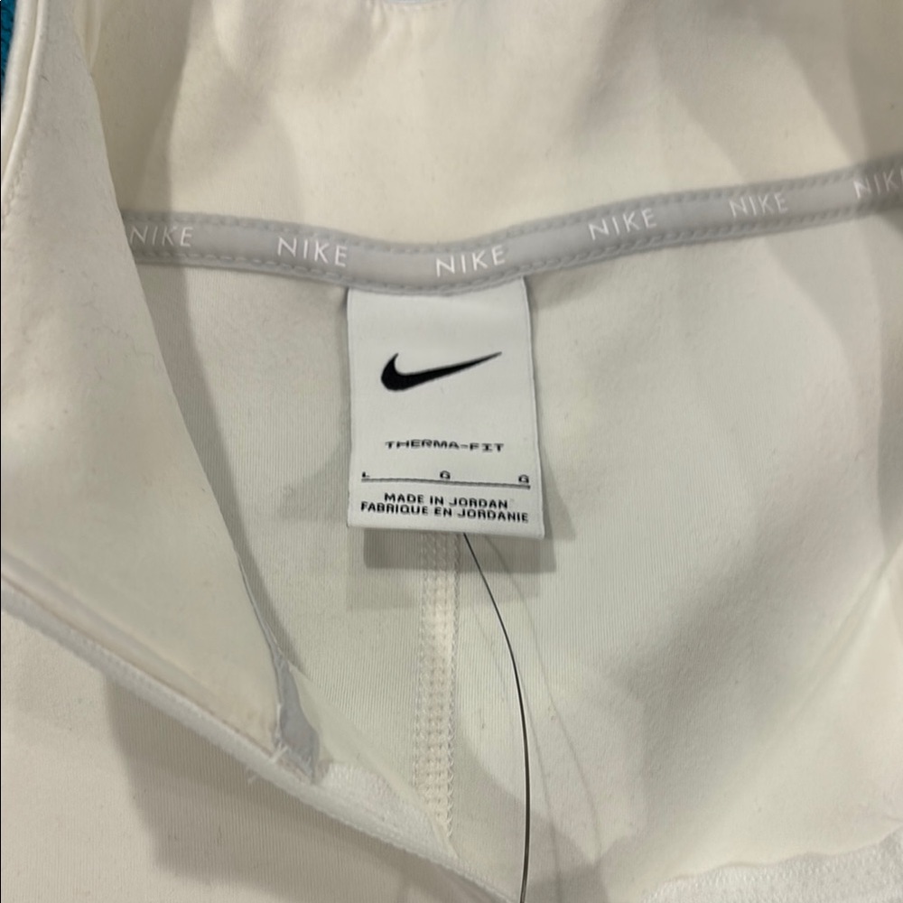 Nike Ivory/White Therma-Fit Quarter-Zip Top - Picture 4 of 6